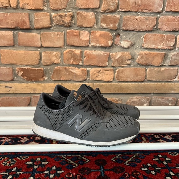 Grey New Balance 420 - Picture 2 of 6